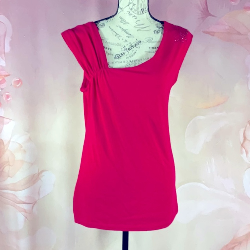 EXPRESS - *NWT* - Fuschia Pink Sleeveless Top